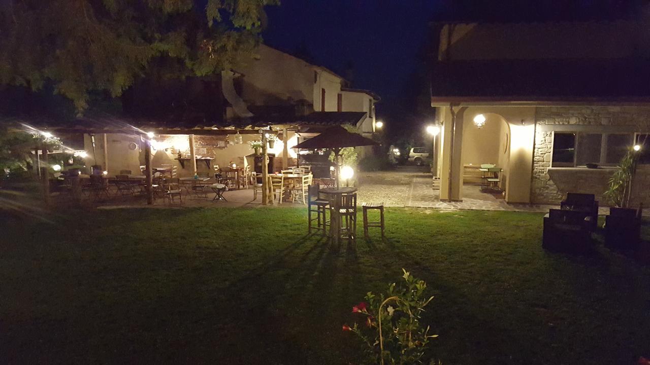Locanda Montepaolo Dovadola エクステリア 写真