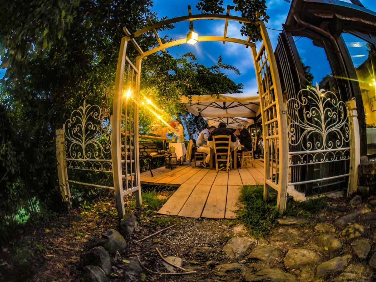 Locanda Montepaolo Dovadola エクステリア 写真
